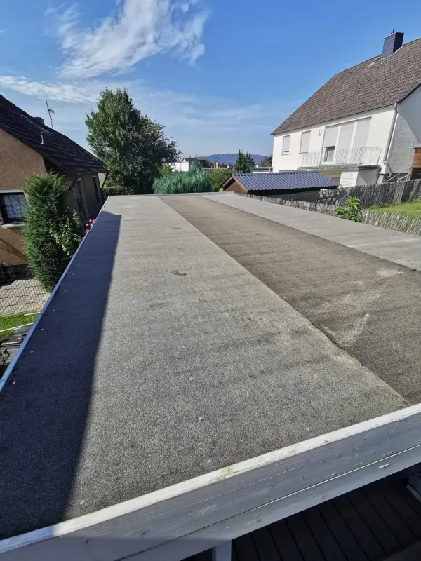 Neues Dach für eine Gartenhütte – Bild 4