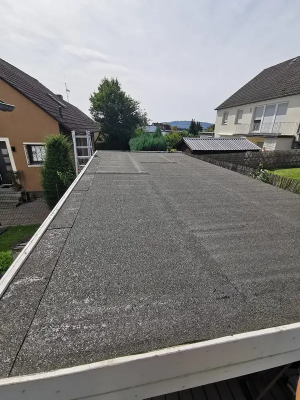 Neues Dach für eine Gartenhütte – Bild 5